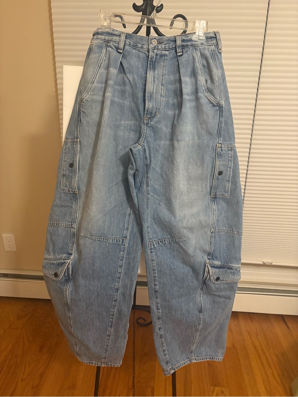 Citizens Of Humanity Light Blue Boyfriend Cargo Jeans - Picture 6 of 10